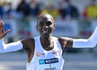 Athlétisme: Le Kényan Kipchoge remporte le marathon de Tokyo, sans battre son record