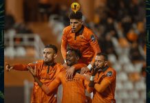 نهضة بركان يتأهل لنصف نهائي كأس الكونفدرالية الإفريقية