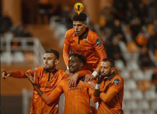 نهضة بركان يتأهل للدور المقبل ويتصدر مجموعته