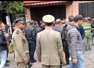 بالصور.. استنفار أمني في نقاط بيع التذاكر