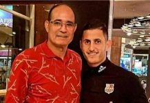 الزاكي يزور بعثة شباب بلوزداد قبل مواجهة الوداد