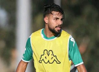 الطاوسي يعاقب مورابيط قبل مواجهة الأهلي