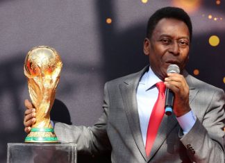 Brésil : Le roi Pelé hospitalisé à São Paulo depuis lundi