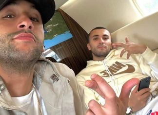 زياش في الطائرة، لكن ليس إلى المغرب !