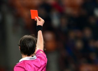Insolite: Un carton rouge a coûté la vie à un arbitre au Salvador