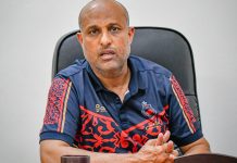 أولمبيك آسفي يرغب في تجديد عقد المدرب طارق مصطفى