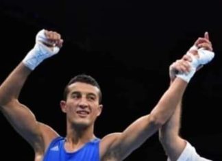 الملاكم المغربي محمد حموت يضمن ميدالية في منافسات الألعاب المتوسطية-وهران 2022