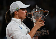 Roland-Garros: Iga Swiatek remporte son deuxième titre du Grand Chelem