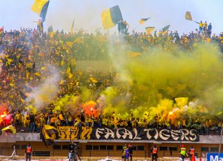 جماهير المغرب الفاسي تمنع من ولوج ملعب طنجة بسبب الإصلاحات