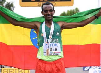 Mondiaux d’athlétisme: l’Ethiopien Tamirat Tola sacré champion du monde du marathon
