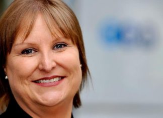 Angleterre: Alison Brittain, première femme à la tête de la Premier League