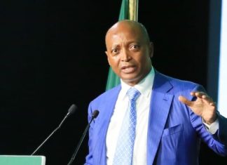 La CAF condamne les propos du président du Napoli