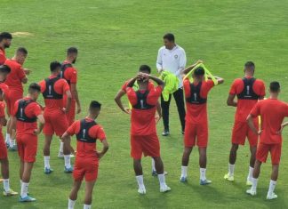 عموتة يكشف عن تشكيلة المحليين ضد جامايكا