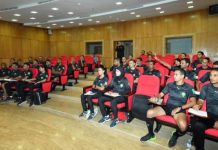 الحكام المغاربة في تجمع تحضيرا لانطلاق البطولة