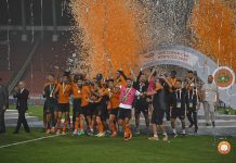 نهضة بركان رابع فريق مغربي يتوج بكأس السوبر الأفريقي