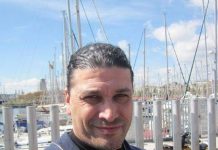 لاعب دولي سابق يساند الركراكي