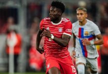 بايرن ميونيخ يفوز على برشلونة ويتصدر المجموعة الثالثة