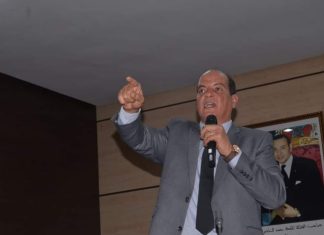 الداودي يوجه رسالة نارية للمدير التقني ويرفض ازدواجية المهام