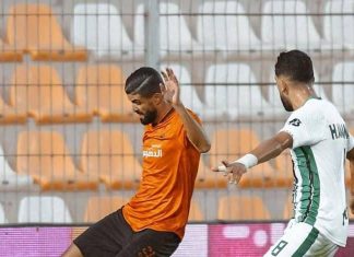 نهضة بركان يحقق أول انتصار له في البطولة هذا الموسم