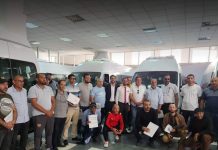 بالصور ..حافلات لأندية الفوتصال لكرة القدم