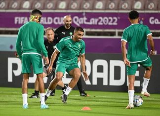 بالصور…العناصر الوطنية تجري أول حصة تدريبية بالدوحة