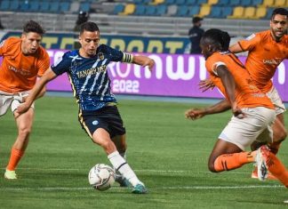 نهضة بركان يحقق فوزه الثاني في البطولة الاحترافية