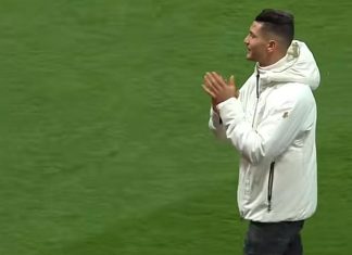 بالفيديو: بريست الفرنسي يحتفي بأشرف داري