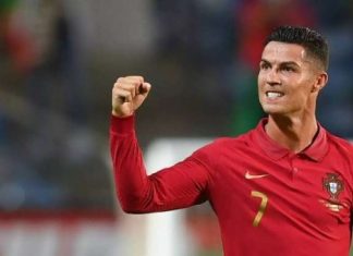 النصر السعودي يتعاقد رسميا مع كريستيانو رونالدو