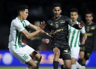 التعادل السلبي يحسم مباراة الدفاع الحسني الجديدي والرجاء الرياضي