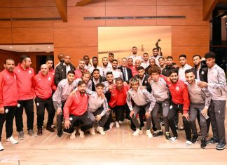 فوزي لقجع في زيارة تحفيزية للوداد قبل مواجهة الهلال السعودي