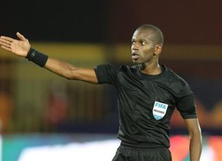 صافرة سنغالية تدير مباراة الوداد البيضاوي وسيمبا التنزاني