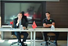 تشبث الحامعة الملكية المغربية بالسفر إلى الجزائر عبر طائرة مباشرة