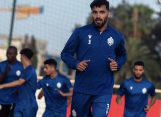 الإصابة تبعد الحسين بنعيادة عن رحلة الوداد صوب جنوب إفريقيا