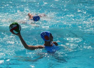 نجاح باهر لفعاليات الدوري الدولي لكرة الماء بنادي السككيين بالرباط