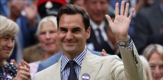 أسطورة التنس روجر فيدرير يحظى بتكريم خاص في بطولة ويمبلدون