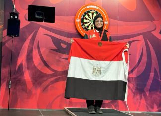 L’Egyptienne Maryem Hamdi remporte la première médaille de bronze arabe et africaine en Coupe du monde de fléchettes, au Danemark