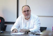 بالصور …اجتماع موسع لرئيس الجامعة مع مناديب المباريات