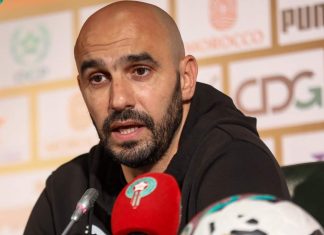 الركراكي: “عندما لا نحترم الخصوم الطيارة كترجع بالزربة”