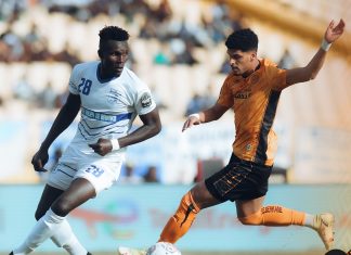 نهضة بركان يفوز على الملعب المالي ويتصدر مجموعته في كأس الكونفدرالية