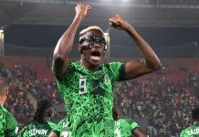 منتخب نيجيريا يفوز على الكاميرون ويحجز بطاقة عبوره لربع نهائي “الكان”