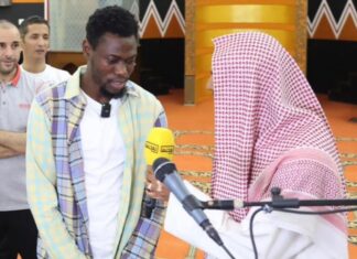 اللاعب السابق للوداد الرياضي زولا يعتنق الإسلام